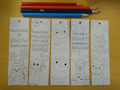 Color your own seasonal bookmark