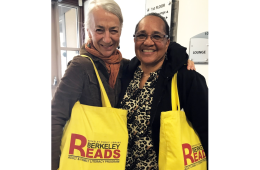 Faye and Carmen with their Berkeley Reads totes