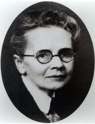 Photographic portrait of Julia Morgan