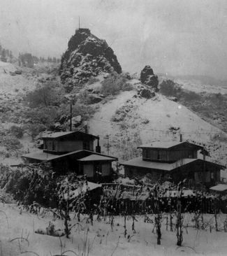 Cragmont Rock, 1921 Snow storm