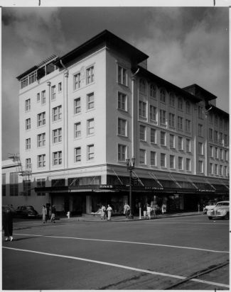 Hink's Department Store  Shattuck at Kittredge 1952