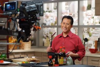 Martin Yan in red shirt